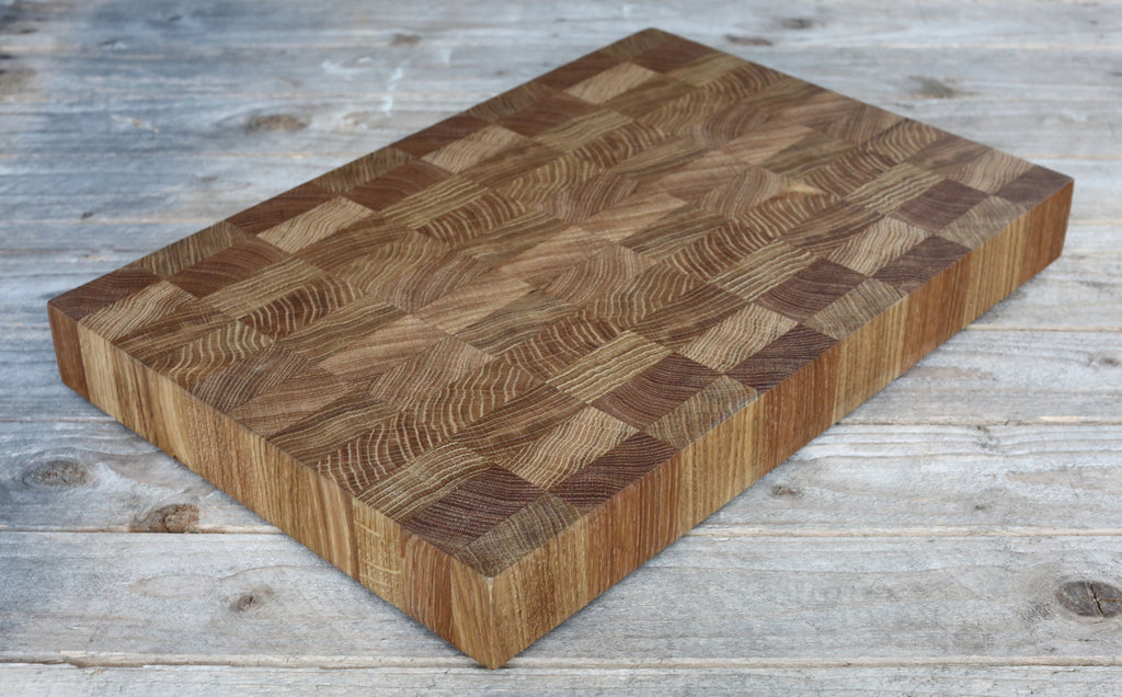 # Large Oak End Grain Board