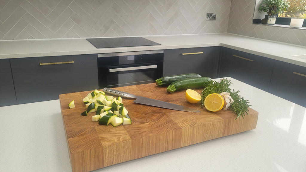 # Large Oak End Grain Board